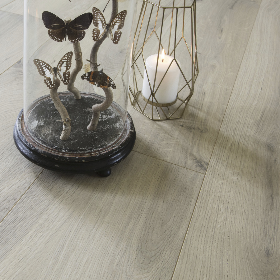 Gyant light natural
