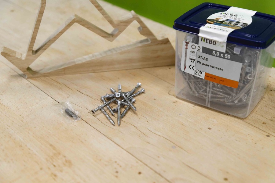 VIS EN INOX POUR TERRASSE BOIS VIS EN INOX POUR TERRASSE BOIS
