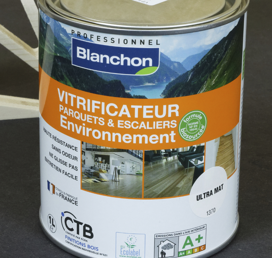 VITRIFICATEUR ENVIRONNEMENT POUR PARQUETS &amp; ESCALIERS ULTRA MAT 1L